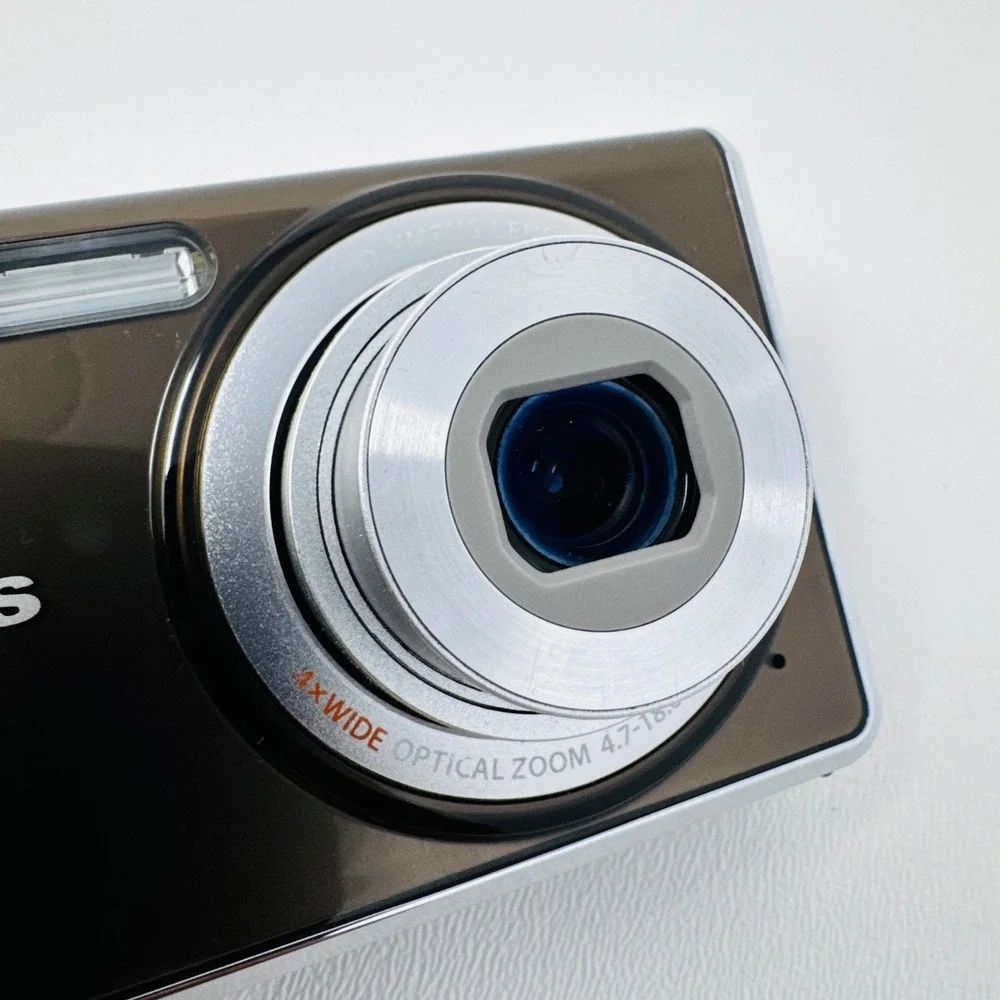 Olympus FE-4020 Digital Camera 14MP 4x Optical Zoom with Box and 8GB SDHC